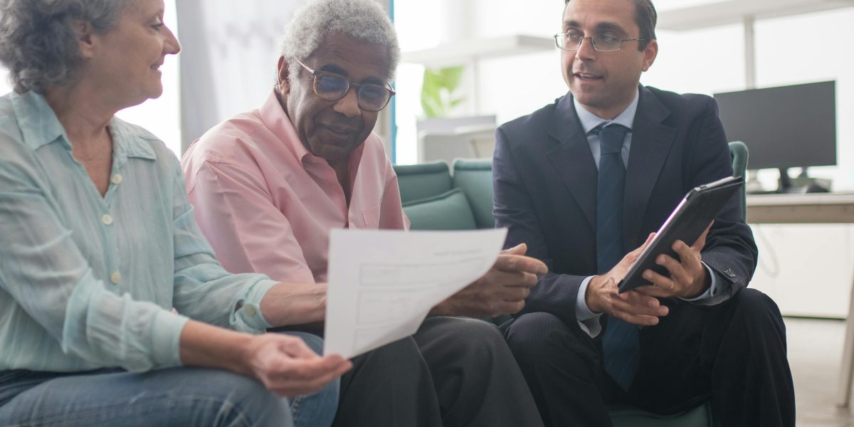 A local expert can provide invaluable guidance through the Dubai property purchase process for foreign investors.