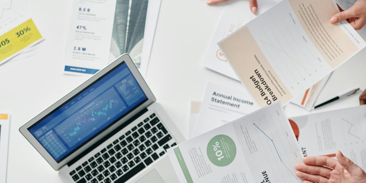 A professional consultation session focused on detailed financial planning for property investment.